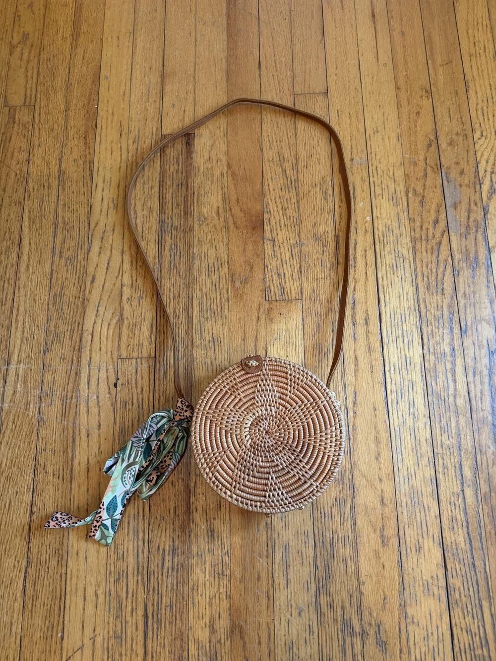 Straw Woven Bow Round Women's Crossbody
